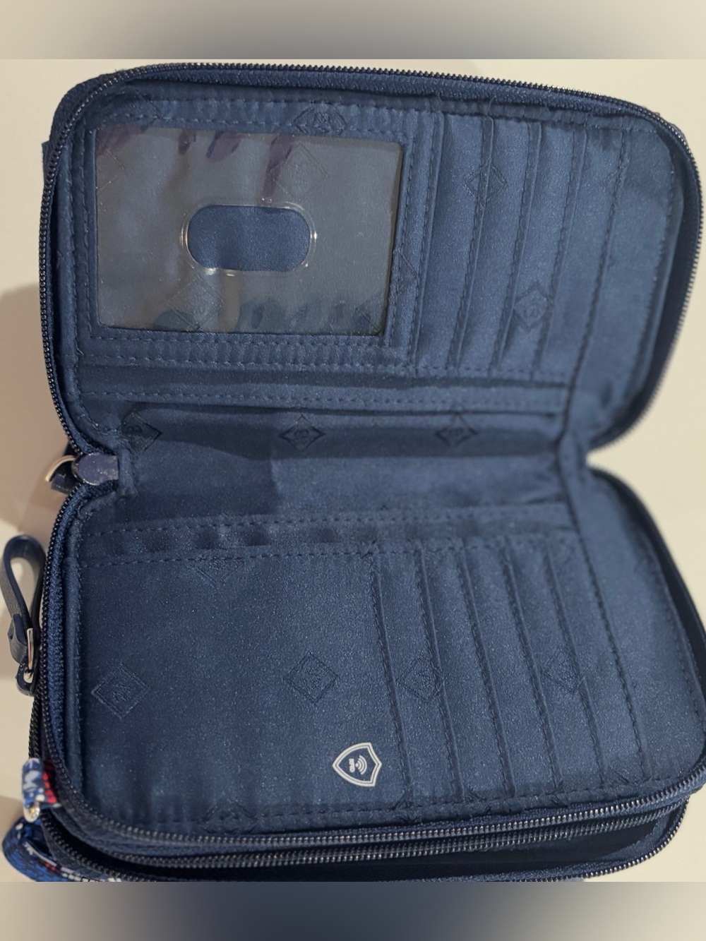 Vera Bradley “Fireworks Paisley” All-in-One Mini RFID Wallet/Crossbody - Picture 4 of 6